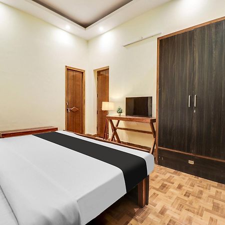 Hotel O Regal Indore Esterno foto
